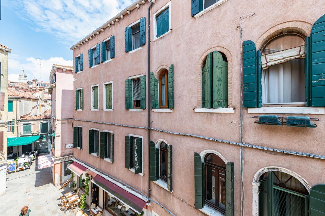 Arsenale Duplex Apartment Venecia Exterior foto